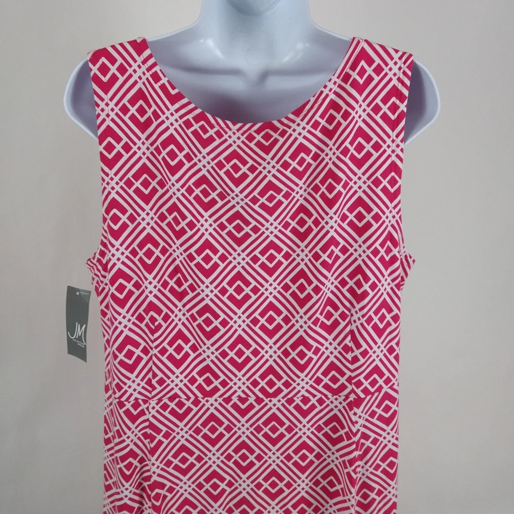 JM Collection pink and white sleeveless dress